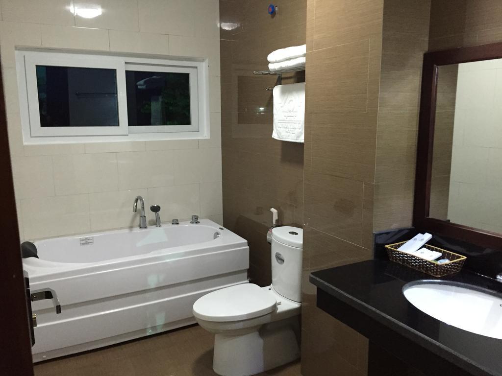 Khoa Thanh Hotel Hòa Bình Kamer foto
