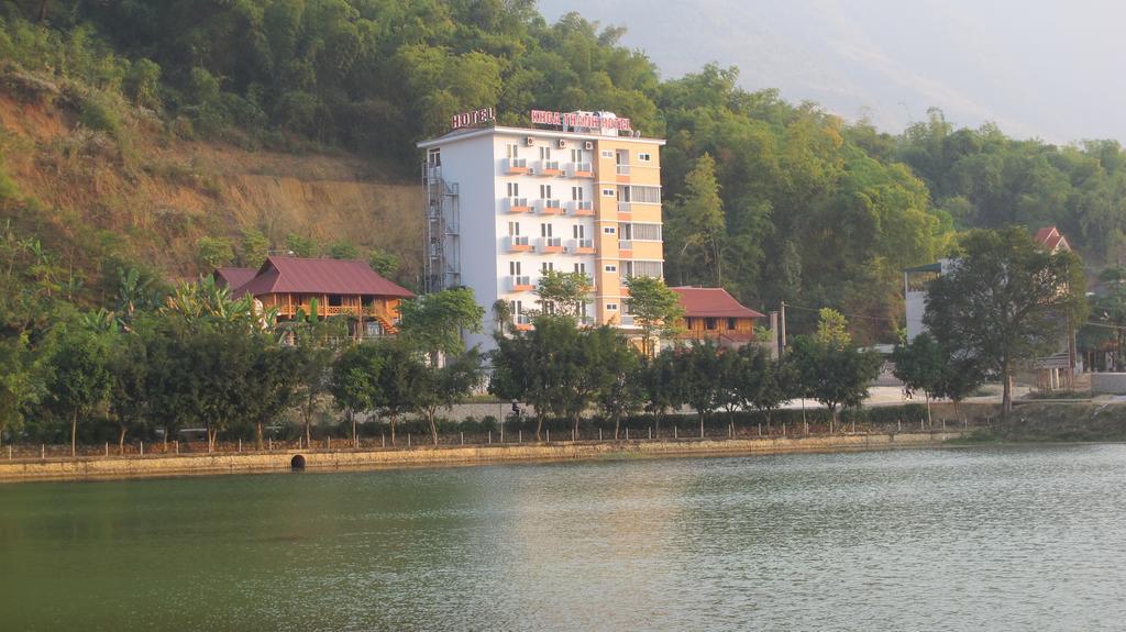 Khoa Thanh Hotel Hòa Bình Buitenkant foto