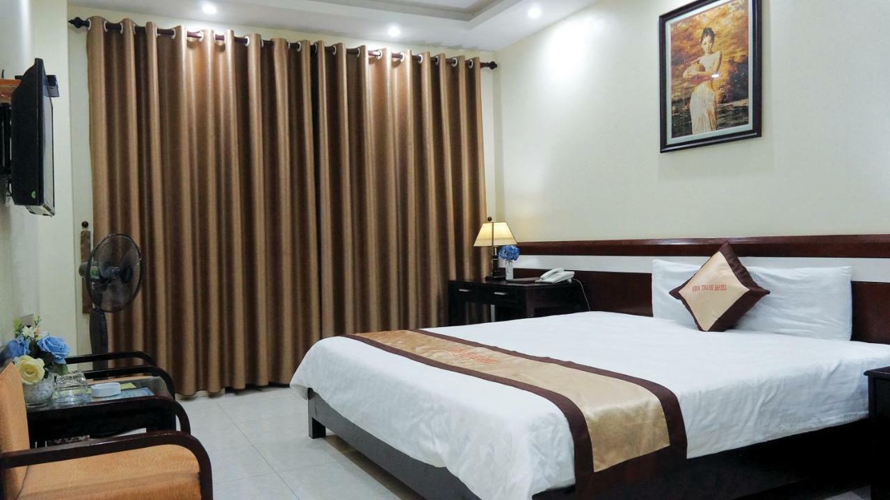 Khoa Thanh Hotel Hòa Bình Buitenkant foto