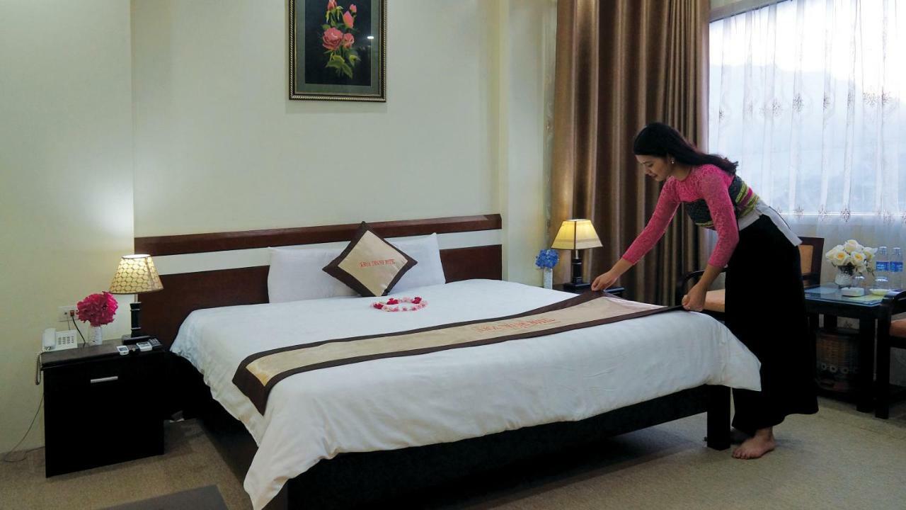 Khoa Thanh Hotel Hòa Bình Buitenkant foto