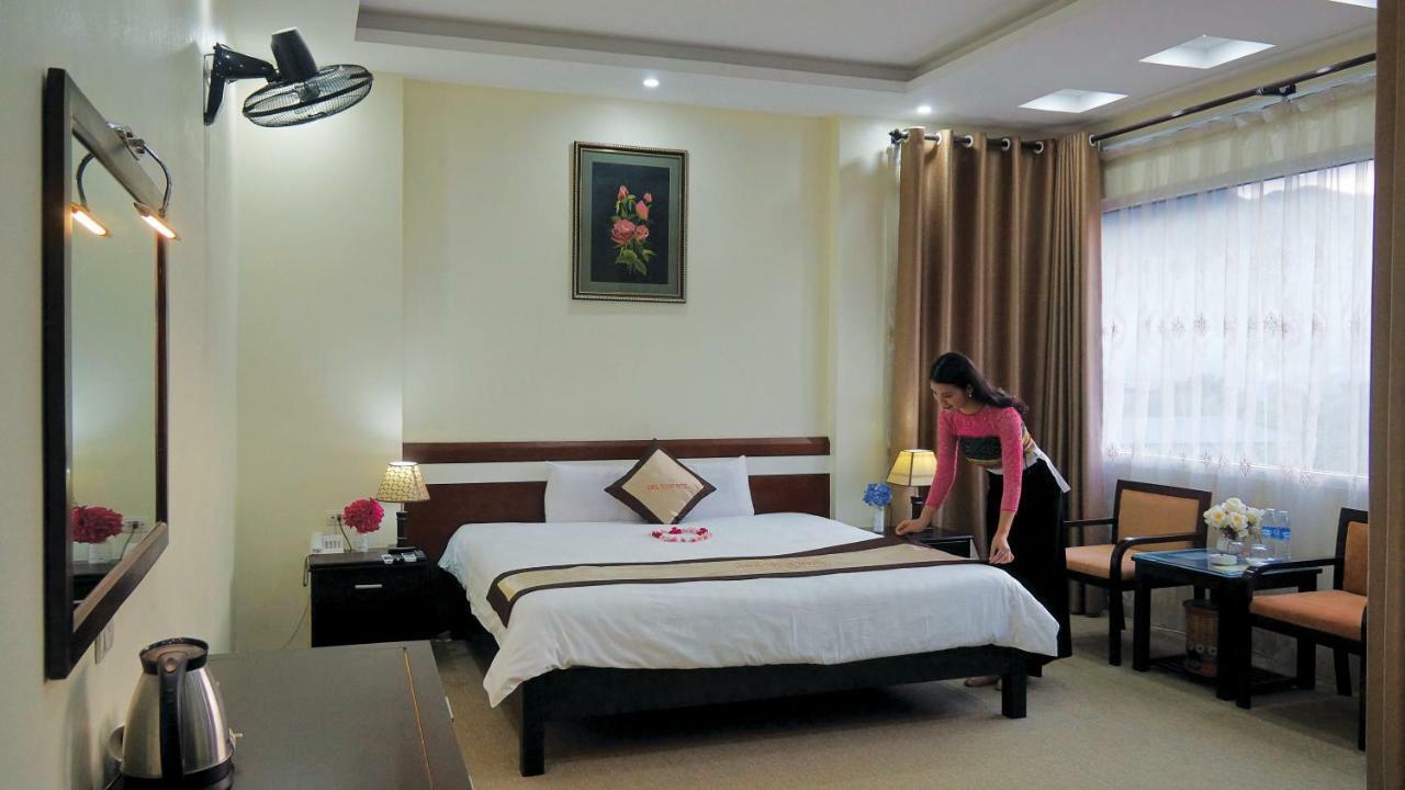 Khoa Thanh Hotel Hòa Bình Buitenkant foto