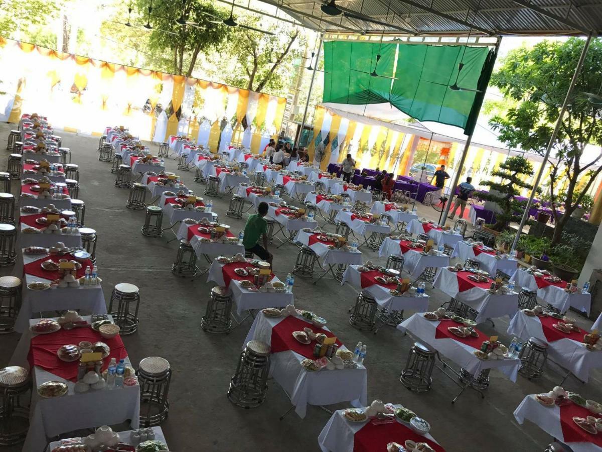 Khoa Thanh Hotel Hòa Bình Buitenkant foto