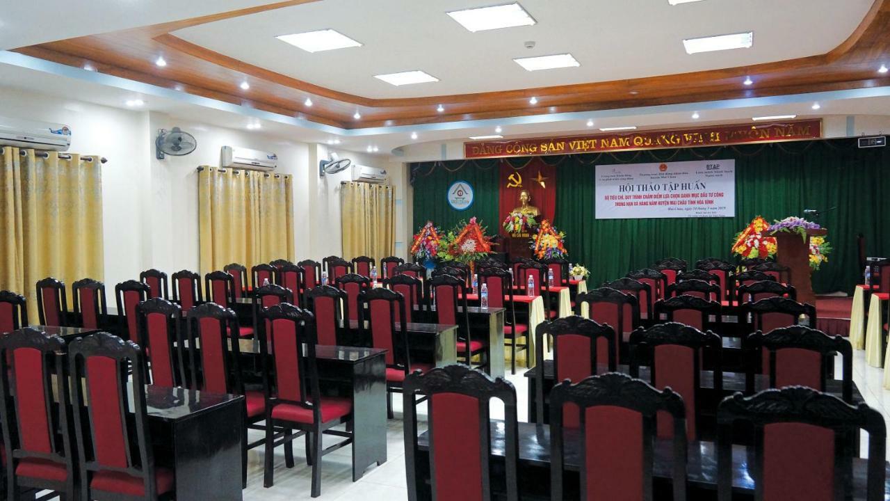 Khoa Thanh Hotel Hòa Bình Buitenkant foto